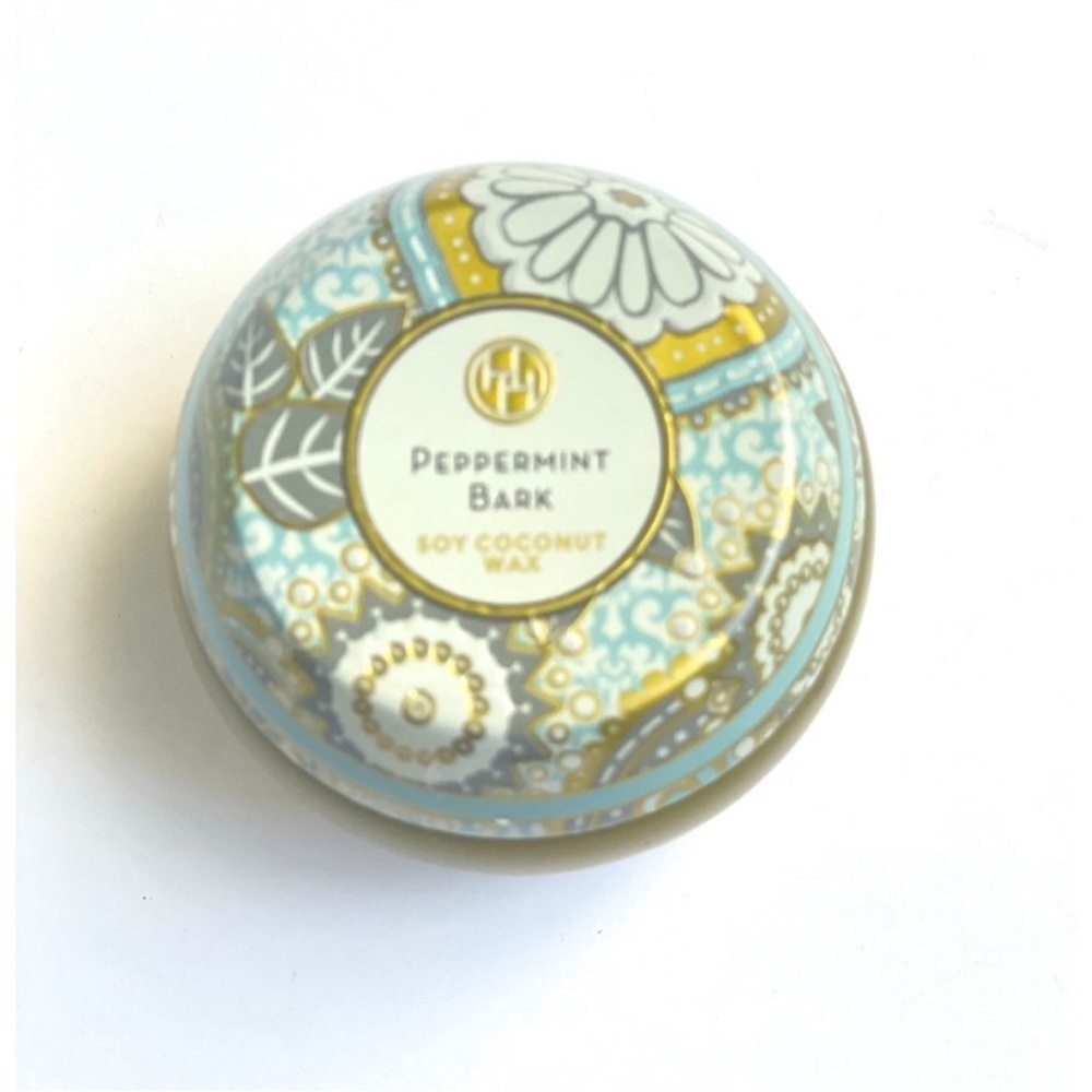 Huntington Home Soy Coconut Wax Candle Peppermint Bark Decorative Tin with Lid